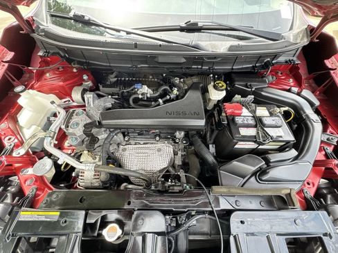 Used 2015 Nissan Rogue S AWD/4WD image 28