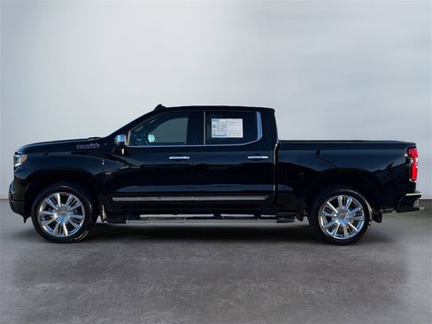 Certified 2024 Chevrolet Silverado 1500 High Country w/ High Country Premium Package image 6
