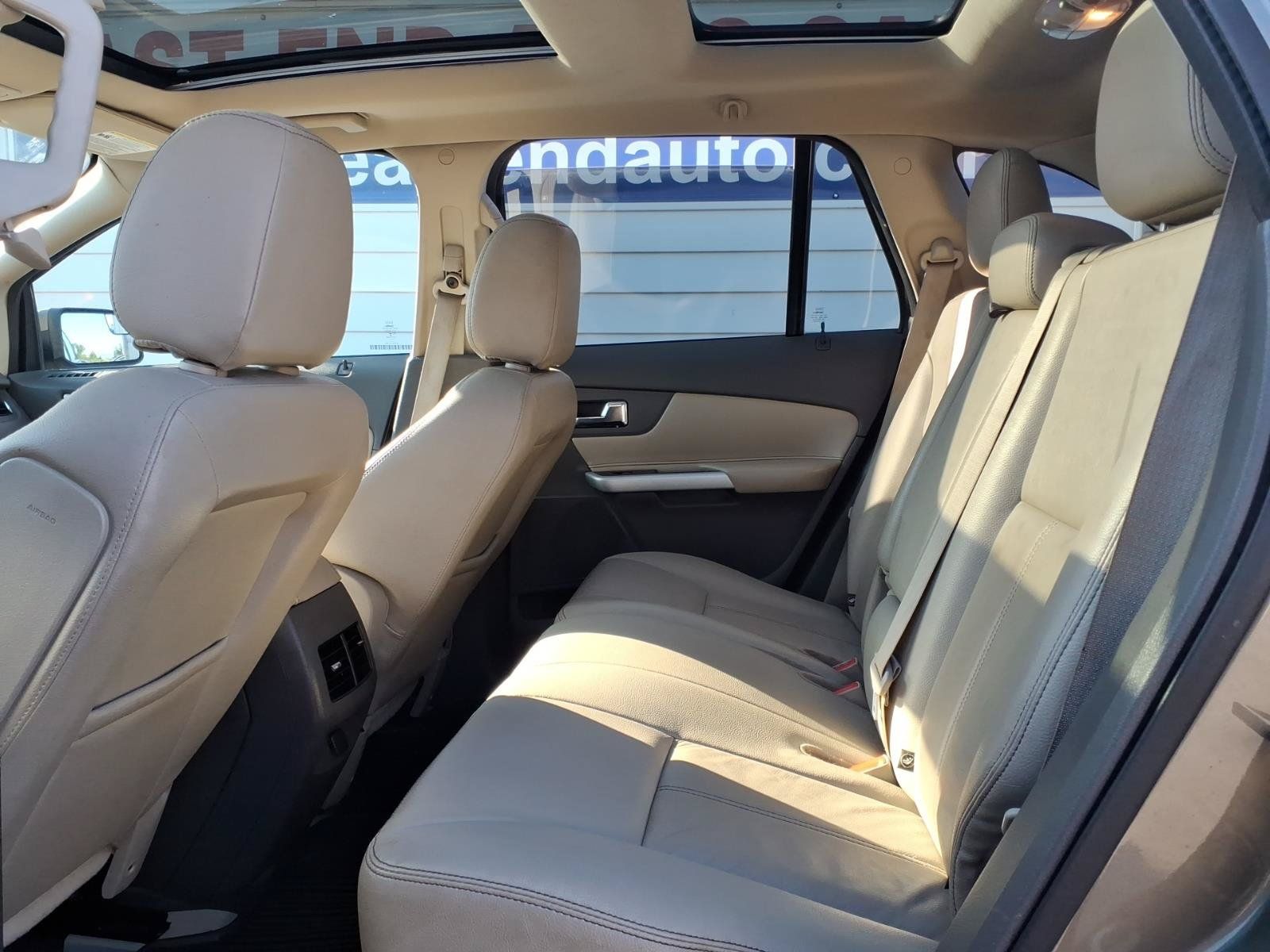 Used 2014 Ford Edge SEL w/ Equipment Group 205A AWD/4WD image 10