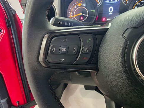 Used 2024 Jeep Wrangler Unlimited Sport AWD/4WD image 15