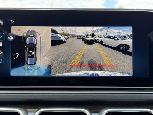 New 2026 Mercedes-Benz GLS 450 4MATIC image 29