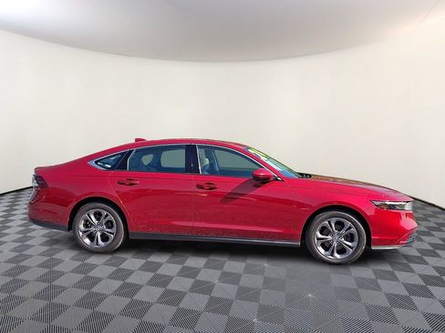 Used 2024 Honda Accord EX image 10