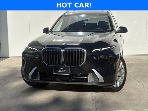 Used 2025 BMW X7 xDrive40i image 1