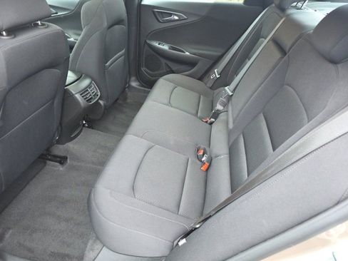 Used 2024 Chevrolet Malibu LT image 18