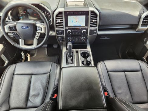 Used 2020 Ford F150 Lariat w/ Equipment Group 502A Luxury AWD/4WD image 9