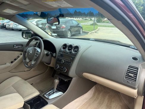 Used 2012 Nissan Altima 2.5 S FWD image 14