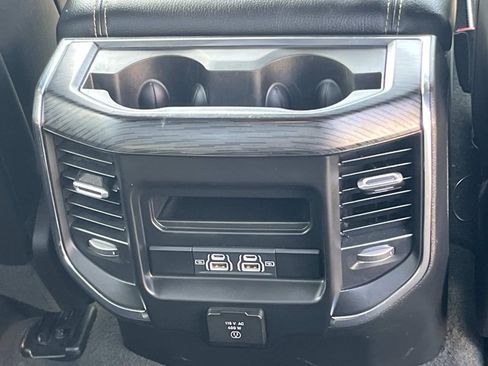 Used 2024 RAM 1500 Laramie image 14