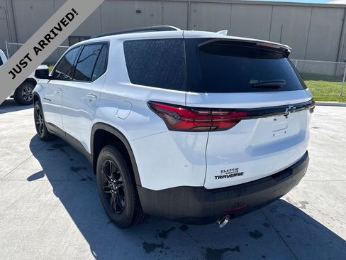 Used 2023 Chevrolet Traverse LS w/ Midnight/Sport Edition FWD image 6