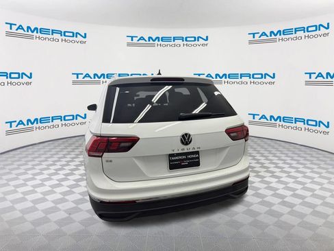 Used 2022 Volkswagen Tiguan SE FWD image 4
