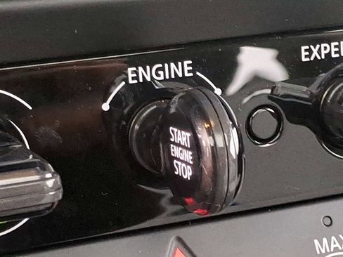 Used 2025 MINI Cooper S image 23