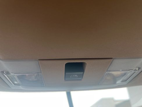 Used 2014 Ford F250 Lariat w/ Lariat Interior Package image 23