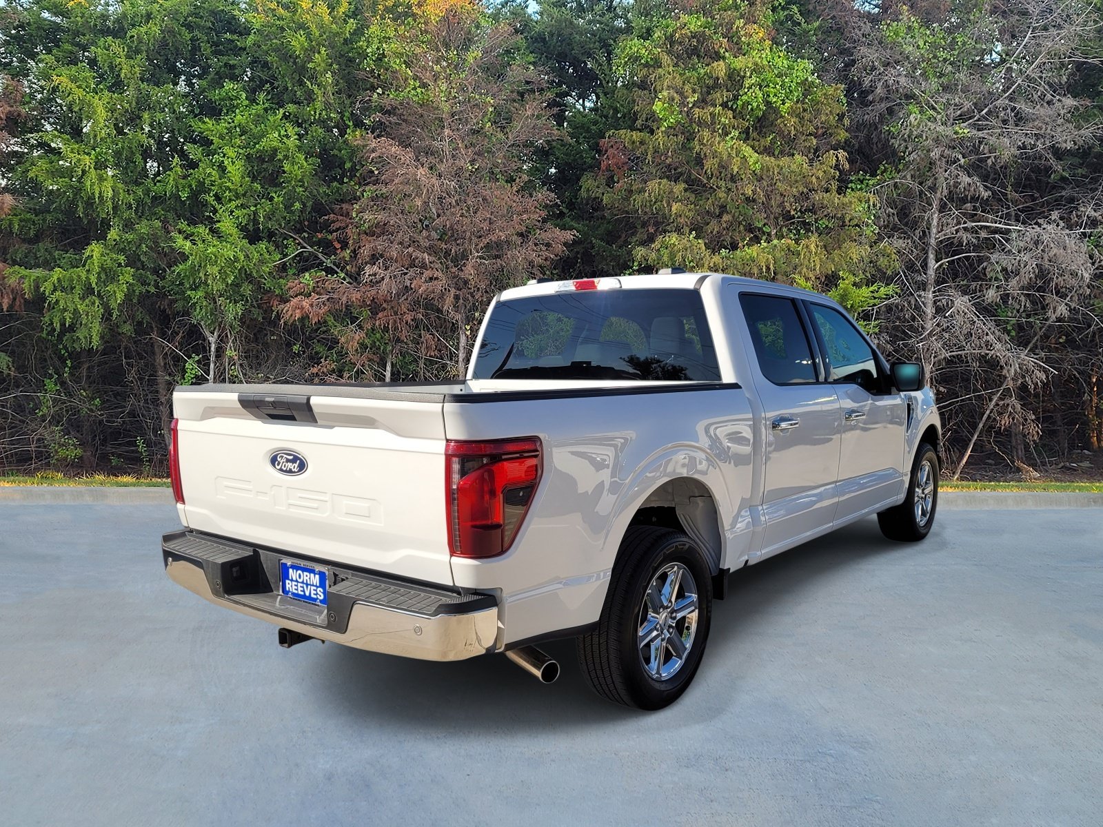 Used 2025 Ford F150 XLT RWD image 17