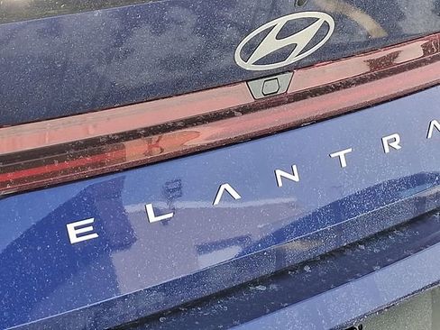 New 2026 Hyundai Elantra SEL Sport image 12