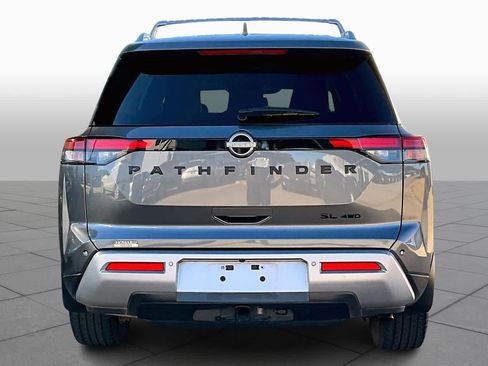 Used 2022 Nissan Pathfinder SL w/ Lighting Package (N92) image 4