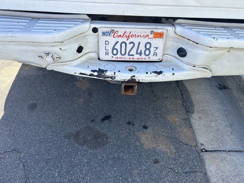 Used 2003 Ford F250 XL image 4