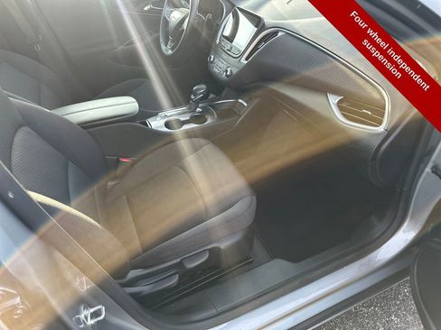 Used 2023 Chevrolet Malibu LT image 41