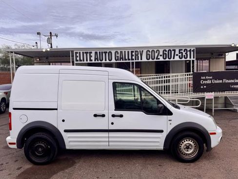 Used 2013 Ford Transit Connect XLT image 7