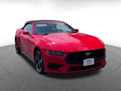 Used 2024 Ford Mustang Premium image 3