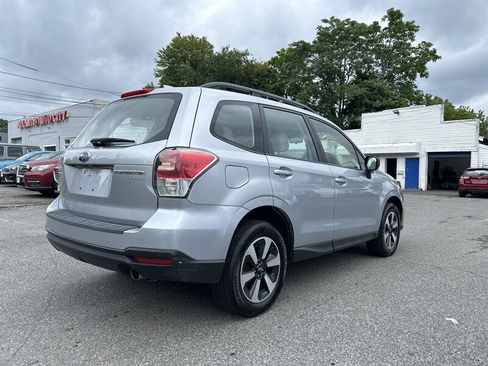 Used 2017 Subaru Forester 2.5i w/ Alloy Wheel Package AWD/4WD image 4