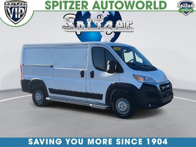Used 2025 RAM ProMaster 2500 w/ U-Haul Equipment Group FWD image 3