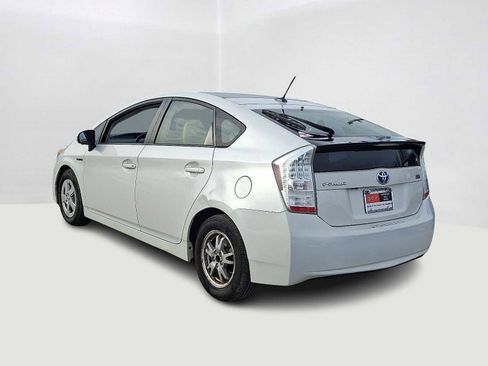 Used 2010 Toyota Prius Five image 8