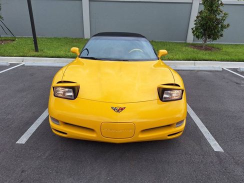 Used 2001 Chevrolet Corvette Convertible w/ Preferred Equipment Group2 RWD image 4