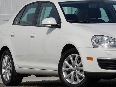 Used 2010 Volkswagen Jetta Limited Edition FWD image 33