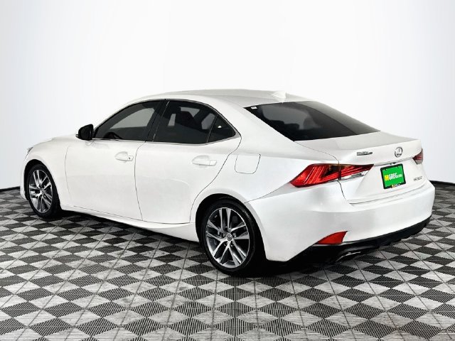 Used 2019 Lexus IS 300 RWD image 6
