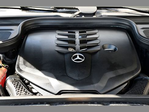 Used 2023 Mercedes-Benz GLS 580 4MATIC image 26