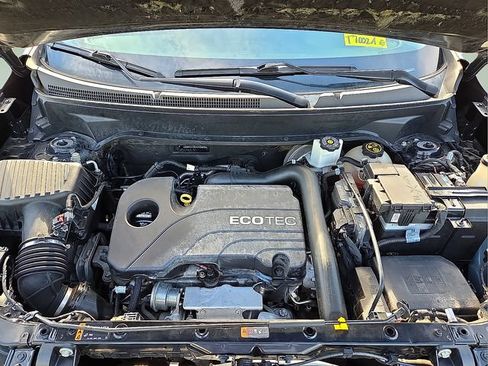 Used 2018 Chevrolet Equinox LT w/ Sun & Infotainment Package FWD image 12