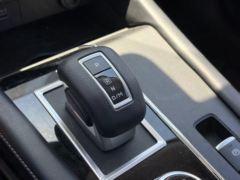 Used 2022 Mitsubishi Outlander ES FWD image 8