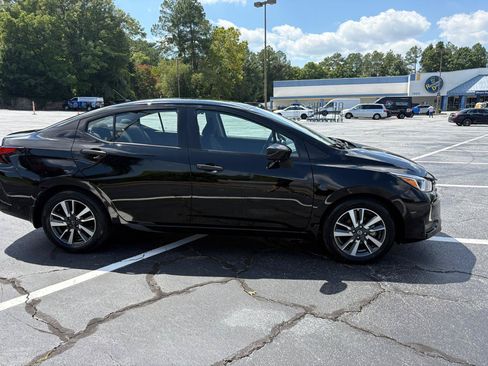 Used 2024 Nissan Versa S w/ S Plus Package FWD image 4
