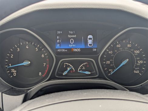 Used 2017 Ford Focus Titanium image 14