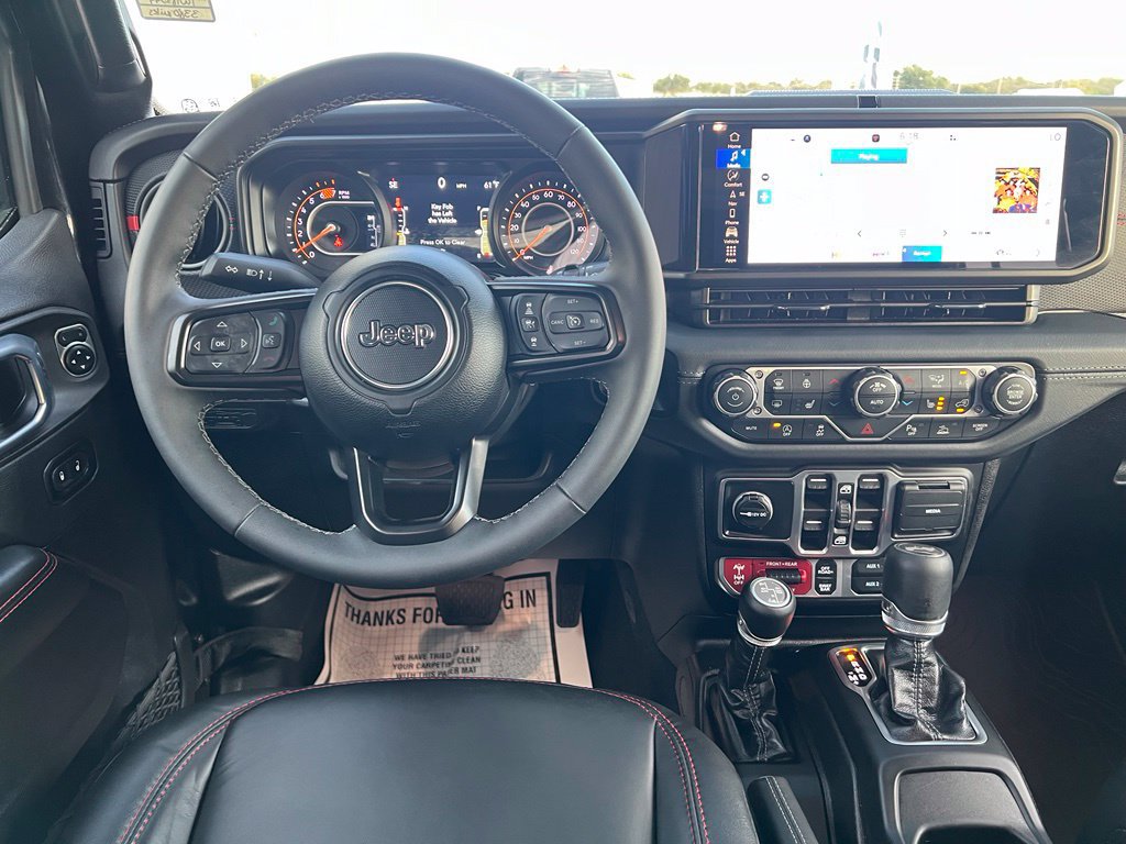 Used 2026 Jeep Wrangler Unlimited Rubicon AWD/4WD image 29