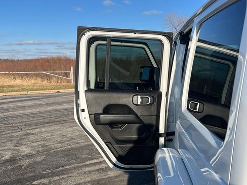 Used 2021 Jeep Wrangler Unlimited Rubicon 4xe w/ Cold Weather Group image 35