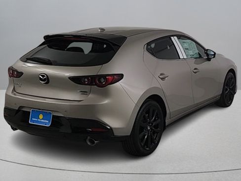 New 2025 MAZDA MAZDA3 Hatchback w/Premium Plus Pkg AWD/4WD image 4