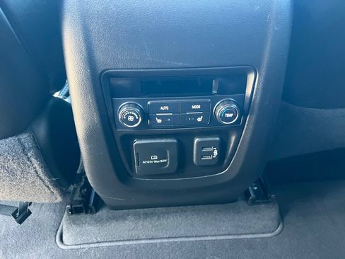 Used 2020 Buick Enclave Avenir w/ Avenir Technology Package AWD/4WD image 25