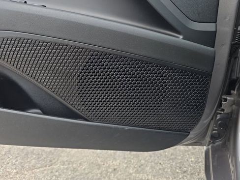 Used 2023 Hyundai Elantra SEL image 14