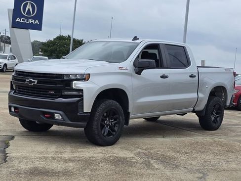 Used 2021 Chevrolet Silverado 1500 LT Trail Boss AWD/4WD image 3
