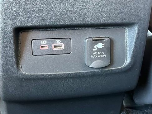 Used 2022 Nissan Frontier SV RWD image 16