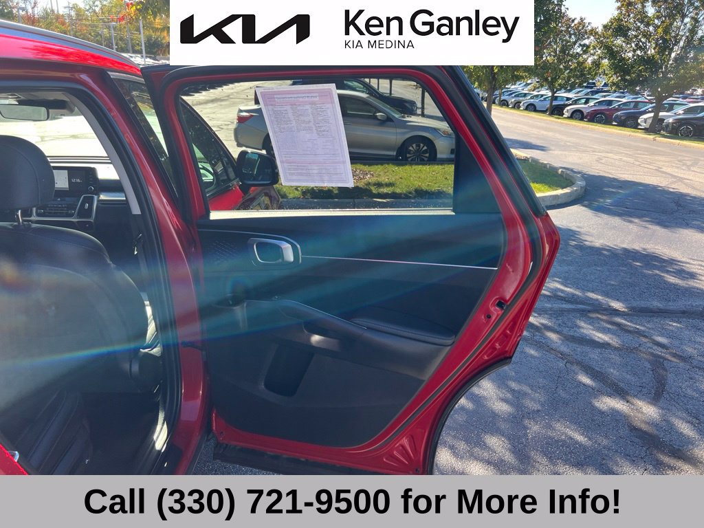 Certified 2022 Kia Sorento S AWD/4WD image 52
