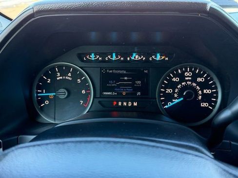 Used 2019 Ford F150 XLT w/ Equipment Group 302A Luxury image 33