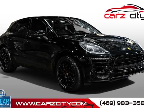 Used 2017 Porsche Macan GTS AWD/4WD image 1
