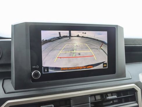 Used 2024 Toyota Tacoma SR image 26