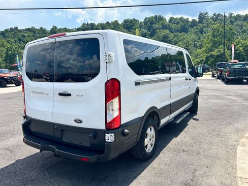 Used 2017 Ford Transit 350 XLT RWD image 4