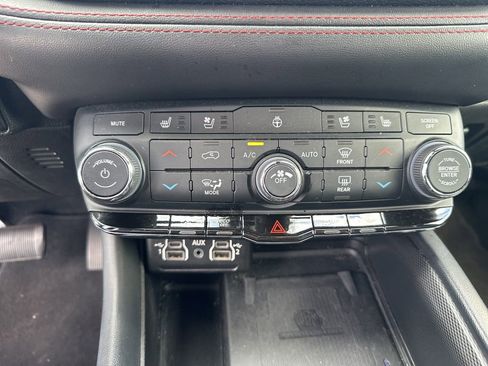 Used 2023 Dodge Durango R/T w/ Blacktop Package image 12