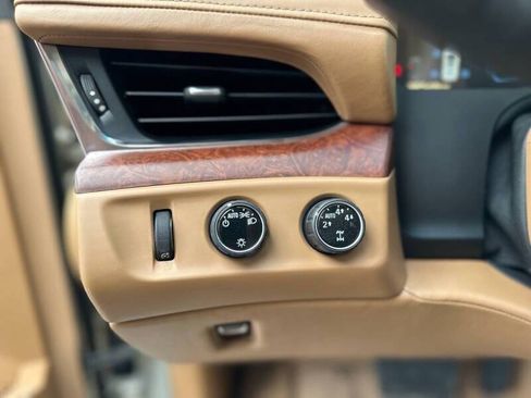 Used 2015 Cadillac Escalade Platinum AWD/4WD image 20