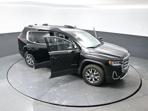 Used 2023 GMC Acadia SLT image 61