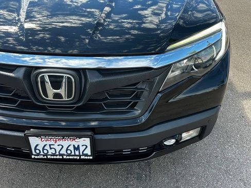 Used 2017 Honda Ridgeline Black Edition image 5