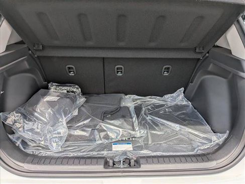 Certified 2026 Hyundai Venue SEL FWD image 29